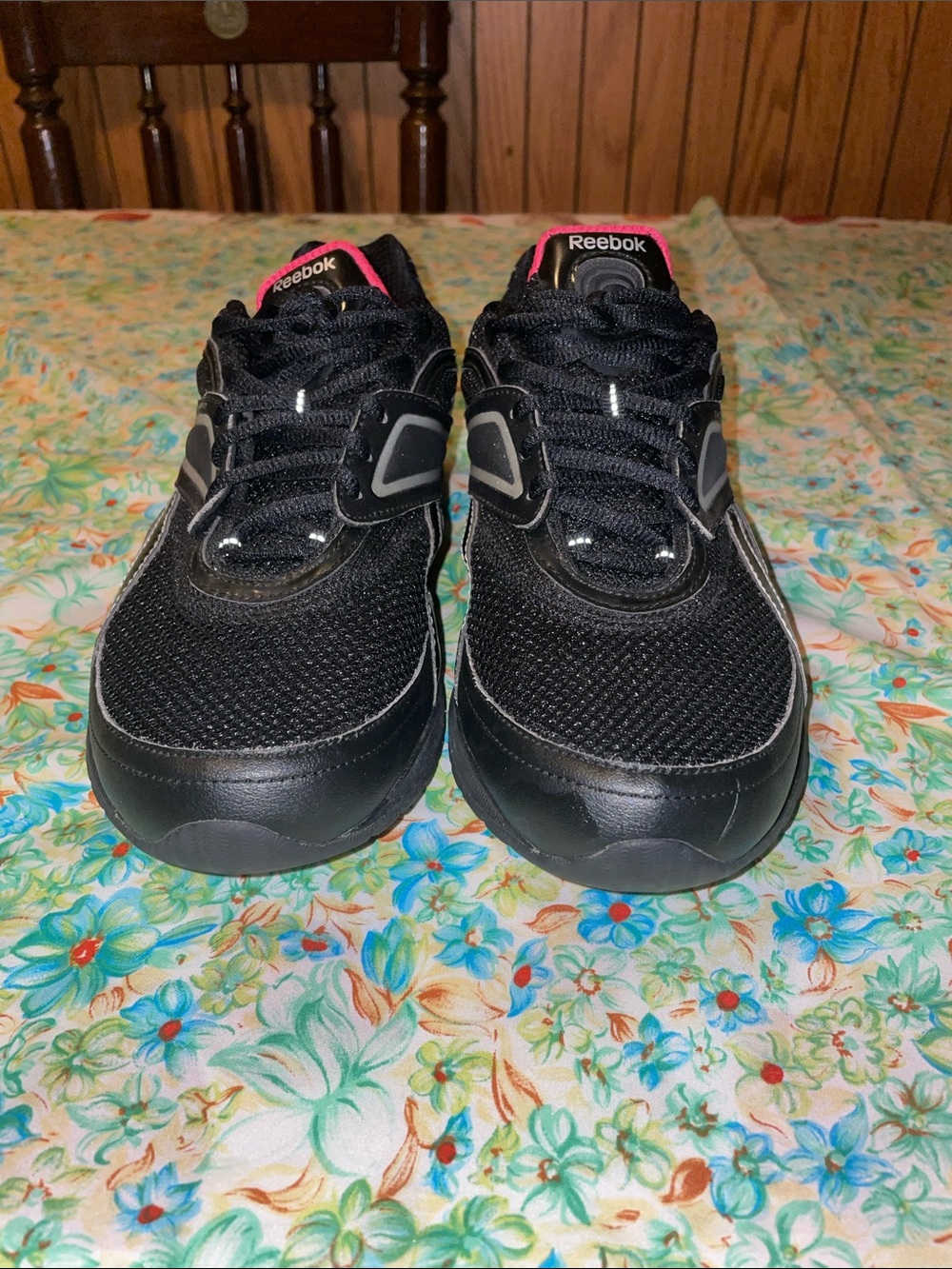 Black,silver & Reebok easytone sneakers (9)